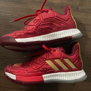 Adidas Kids Red and Gold Bounce Sneakers